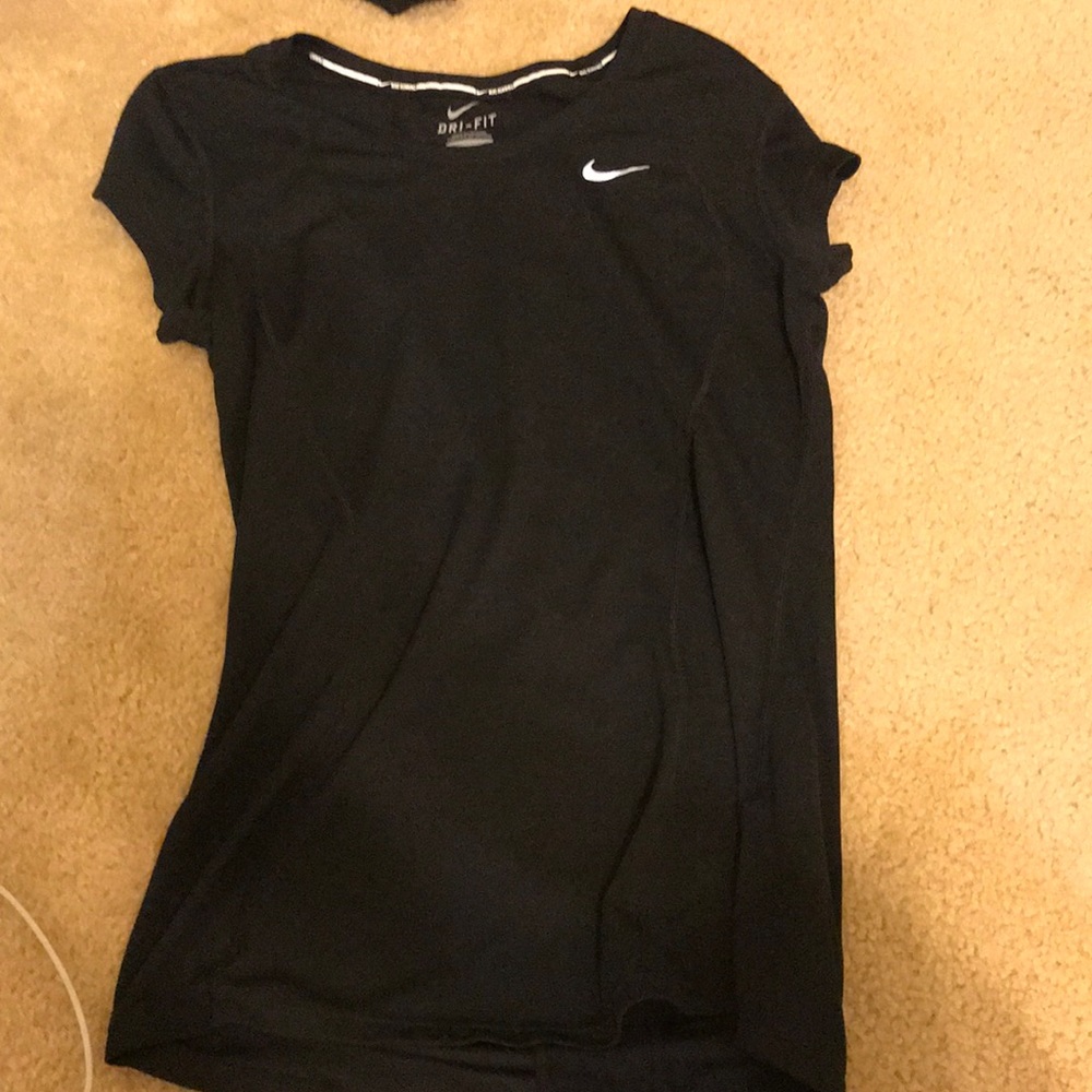nike tee shirt
